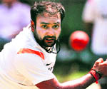 Amit Mishra picked up 3 wickets