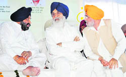Chief Minister Parkash Singh Badal at a function to mark the death anniversary of Gurcharan Singh Tohra in Tohra village 