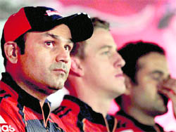 While captain Sehwag (L) will lead the batting for Daredevils, Morne Morkel (C) and Irfan Pathan will have to be at their best with the ball against Kochi Tuskers