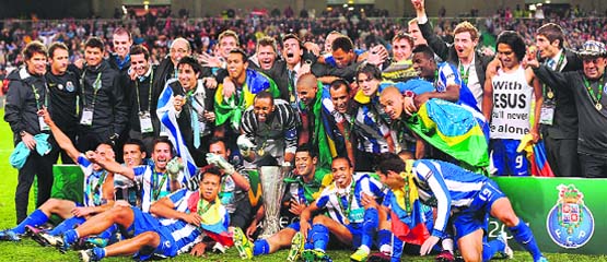 FC Porto celebrate after beating SC Braga 1-0 during the UEFA Europa League Final at the Aviva stadium in Dublin