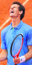 Andy Murray reacts after losing a point 