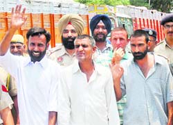 The Pak prisoners at the Attari border.