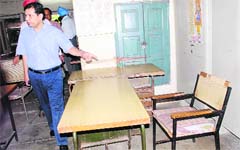 Vacant chairs greet Commissioner (Patiala division) Anurag Verma at the civil surgeon�s office in Patiala