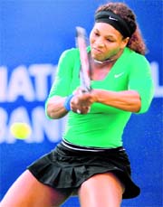 Serena Williams booked her spot in the semi-finals of the Rogers Cup in Toronto on Friday