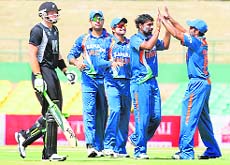 Praveen Kumar (L) was impressive with the new ball in the first ODI.