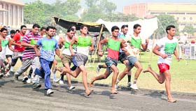 TEST RUN: Candidates run during the police recruitment rally in Patiala