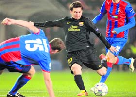 Lionel Messi shoots to score in Prague on Wednesday