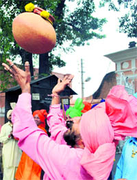 Folk artistes of the Punjab police perform during the craft mela at Sheesh Mahal in Patiala on Saturday.