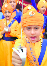 A Nagar Kirtan procession in Patiala on the eve of Gurpurb.