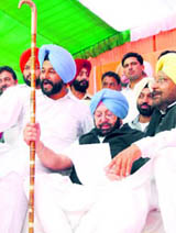 PCC chief Capt Amarinder Singh during a rally at Mehraj village in Bathinda.