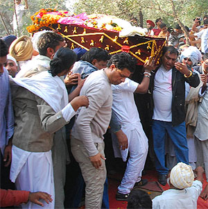Kuldip Manak being laid to rest at his native Jalal village in Bathinda 