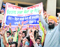 The residents of Dhuhar village in Patiala have put up a hoarding that reads: �No politician should come to us seeking our votes for the Shatrana assembly segment�. They rue various governments have �ignored� the area in terms of development