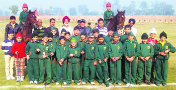 Young golf enthusiasts at the DPS Khanna Golf Academy. 