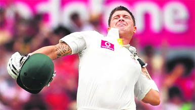  Michael Clarke celebrates reaching a triple century at the Sydney Cricket Ground on Thursday . 