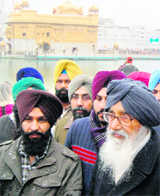 Chief Minister Parkash Singh Badal pays obeisance at the Golden Temple in Amritsar.