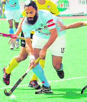 Former India captain Rajpal SIngh has been left out of the 48 Olympic probables announced by Hockey India.