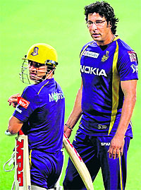 Kolkata Knight Riders� captain Gautam Gambhir with bowling coach Wasim Akram in Kolkata