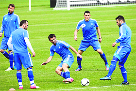 Greece's players train in Warsaw ahead of their match against Russia