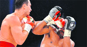 Vladimir Klitschko hammer Tony Thompson on Saturday evening.
