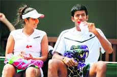 Sania (L) and Bopanna were part of the unlucky tennis team in London.
