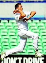 Dale Steyn goes full throttle.