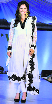 Sania Mirza during a fashion show to raise funds for 26/11 terror victims in Mumbai