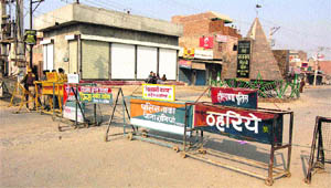 A view of markets and police barricads during curfew in Sirsa. 