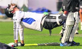 Kevin Pietersen tries out new tricks to tackle spin in Kolkata