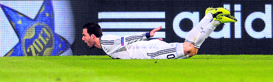 Real Madrid�s Gonzalo Higuain celebrates his goal on Wednesday night.