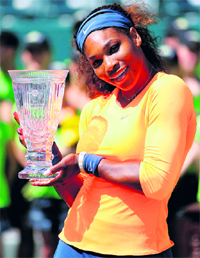 Serena Williams with the Family Circle Cup.