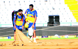 Going by his recent show here, Chennai Super Kings all-rounder Ravindra Jadeja (L) can comfortably say Mohali feels like home.