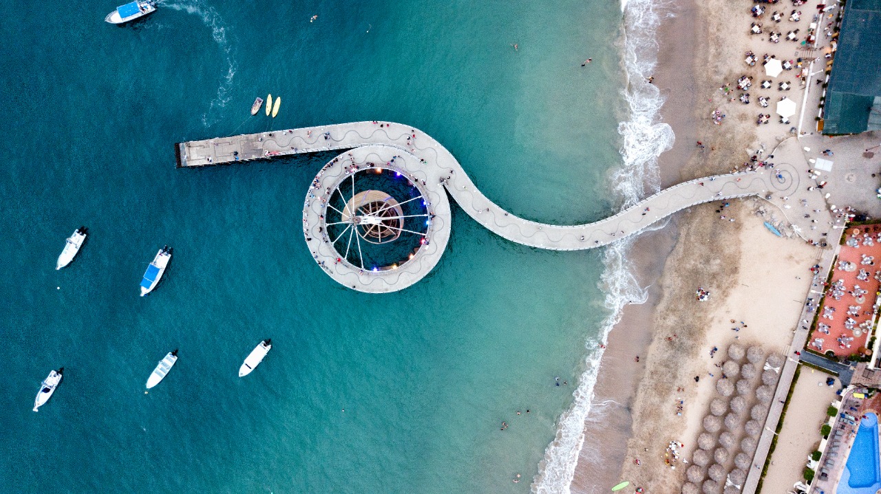 Los Muertos Beach