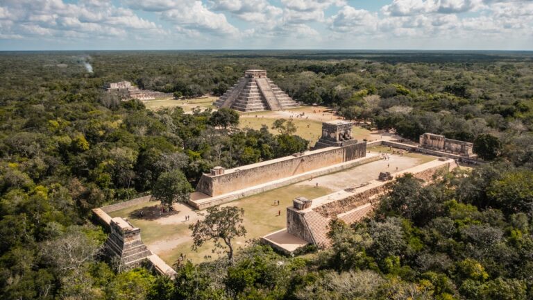 kukulcan pyramid