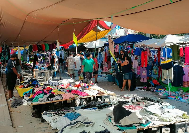 Las Mojoneras tianguis