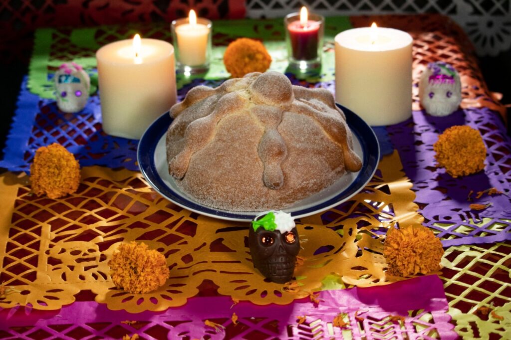 pan-de-muerto