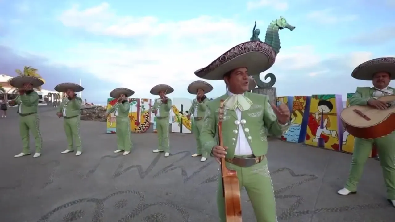 mariachi singing on the Puerto Vallarta malecon