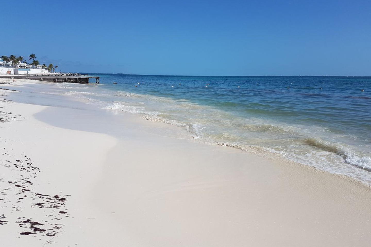 caracol beach cancun