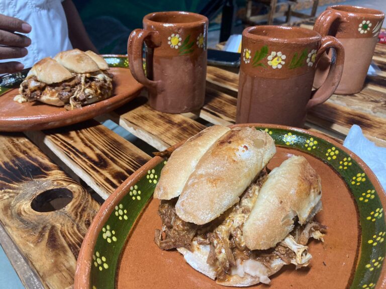 tortas de tortas y pulques teotihuacan