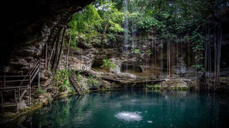 Cenote Siete Bocas