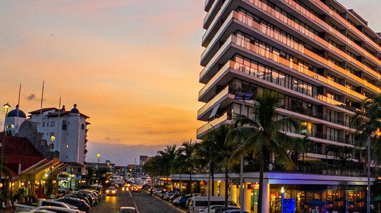 Popa Street in Marina Vallarta