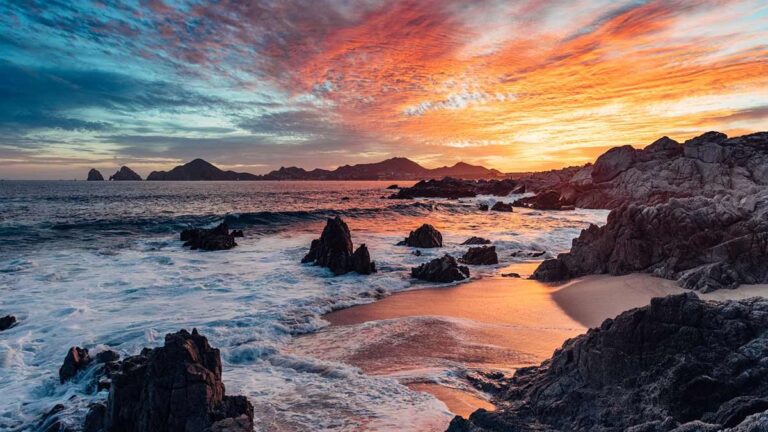 blue flag beach in Los Cabos