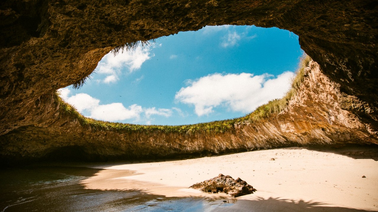 hidden beach in Marietas Islands