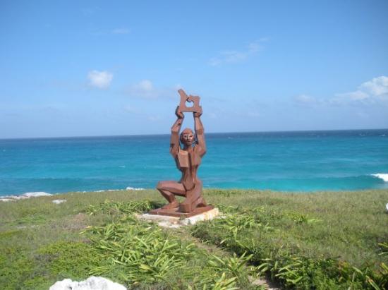 sculpture on Playa Mujeres, Cancun