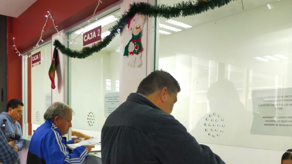 taxpayers at the cadastre ffice in Puerto Vallarta