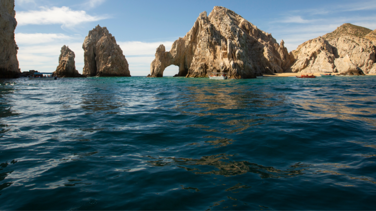 Los CAbos Arch formation