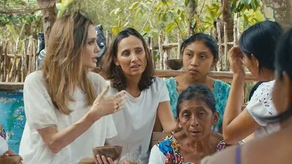 Angelina Jolie talking to Mayan women