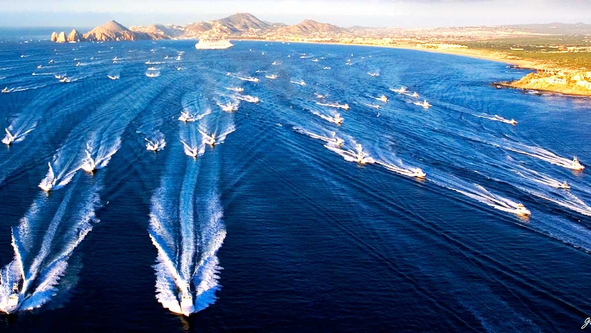 Fishing boats leaving Los Cabos