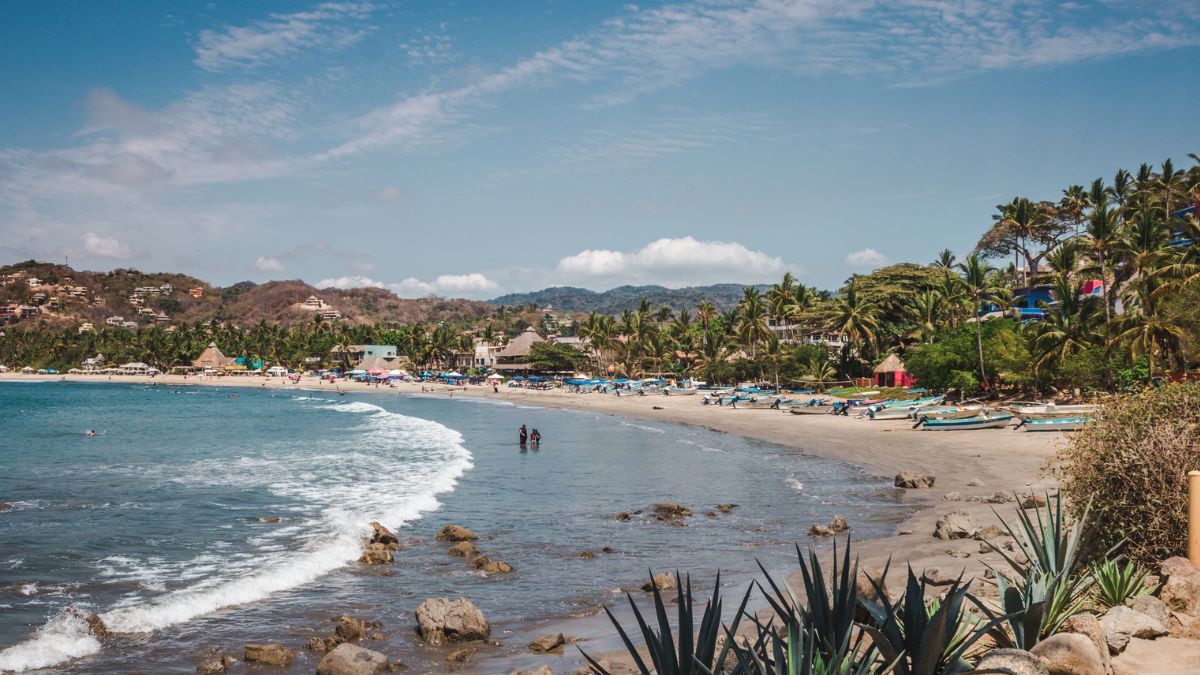 Sayulita beach ideal for surfing