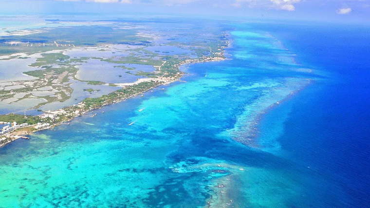 Aerial view of the Mesoamerican Reef