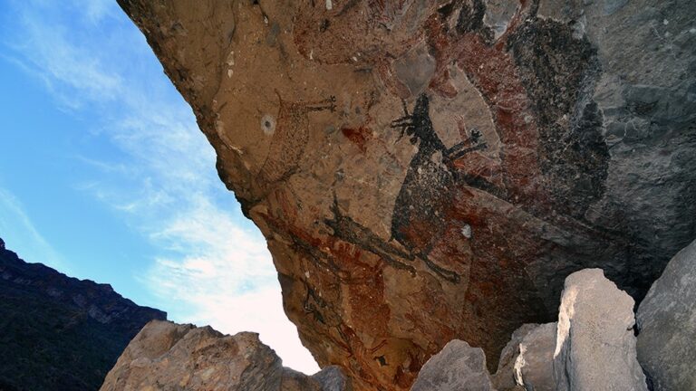 Cave paintings in Mulege near Los Cabos